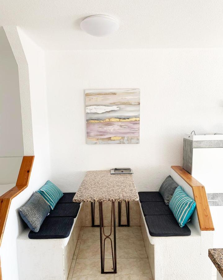 Sea View Studio Apartment In Santa Maria Adeje Eksteriør billede